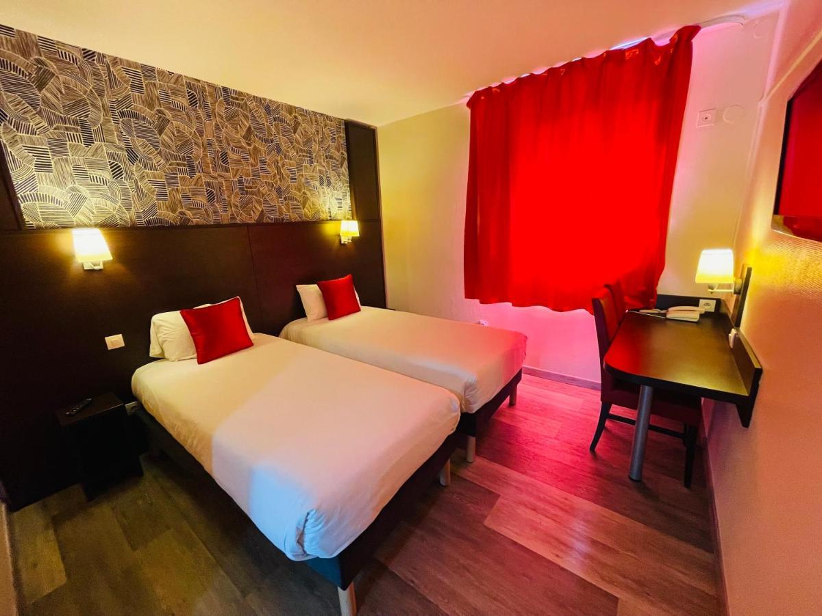 Hotel Restaurant Kyriad Direct Dijon Nord - Zenith - Toison D'Or Ngoại thất bức ảnh